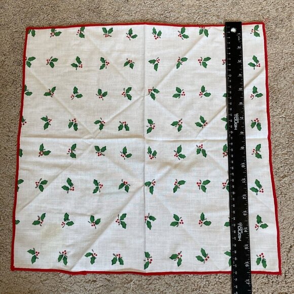 Set of 4 Vintage Holiday Napkins 16X16"  Holly Berry Printed Red Hem Stitch 1988 - Picture 5 of 6